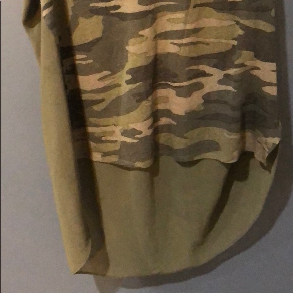 Shirt - Picture 2 of 5